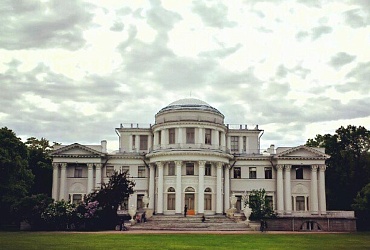 Елагиноостровский дворец-музей – Санкт-Петербург
