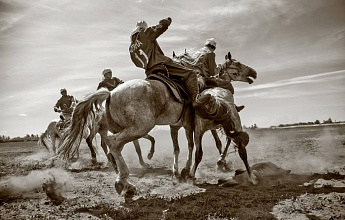 Казахская конная борьба «Аударыспак»
