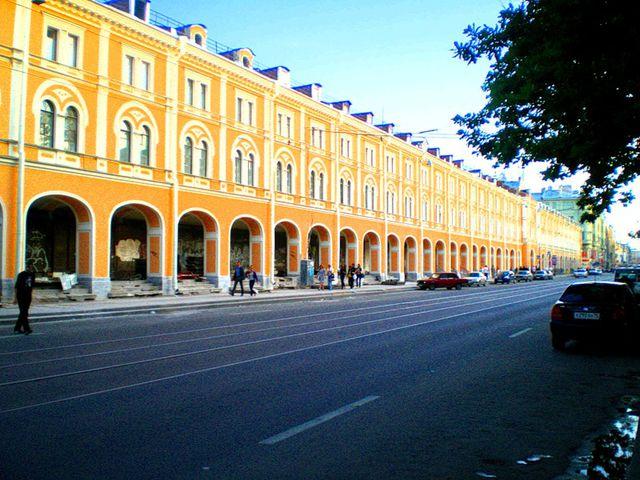 Апраксин двор – Санкт-Петербург, торговый комплекс