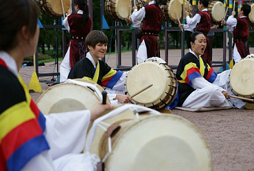 Ансамбль корейских ударных инструментов "Ханнури"
